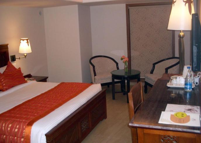 Hotel Sai Inn Мумбаї Номер фото